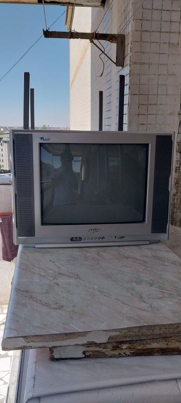 Санё телевизор тинник яхши корсатади озига яраша айблари бор