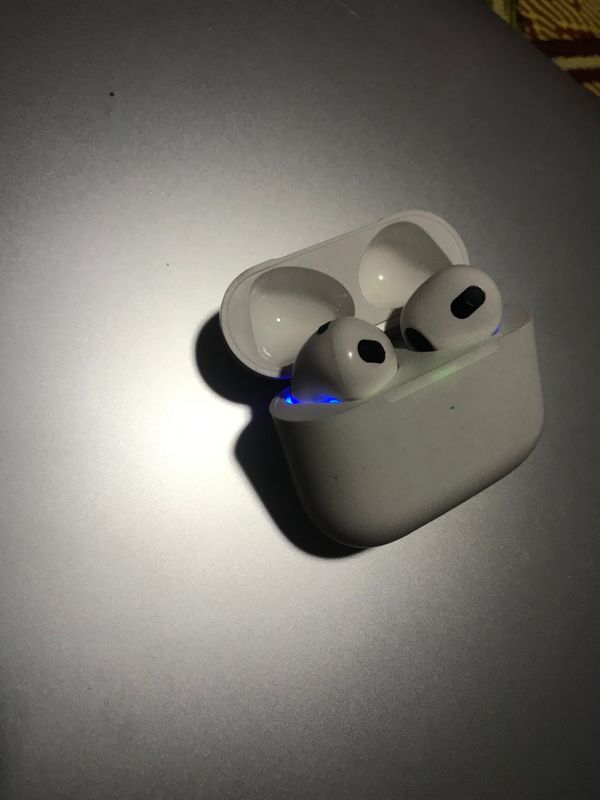 AirPods 3 AirPods 3