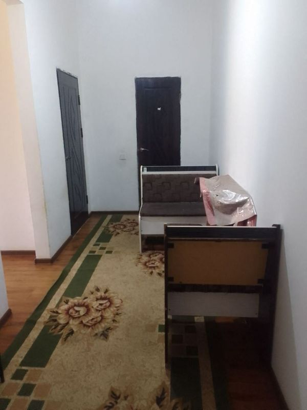 Batir ata bazardin qasinda 1xanali kvartira satiladi Batir ata bazardin qasinda 1xanali kvartira satiladi