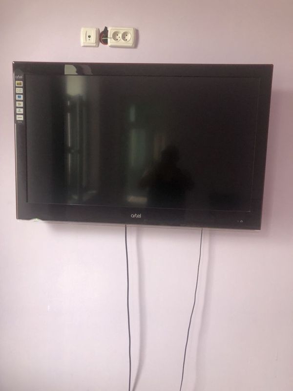Artel 42sm qora rang xalati zor