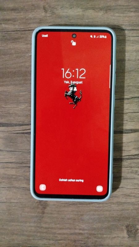 SamsungA51 sotiladi yaxshi holatda SamsungA51 sotiladi yaxshi holatda