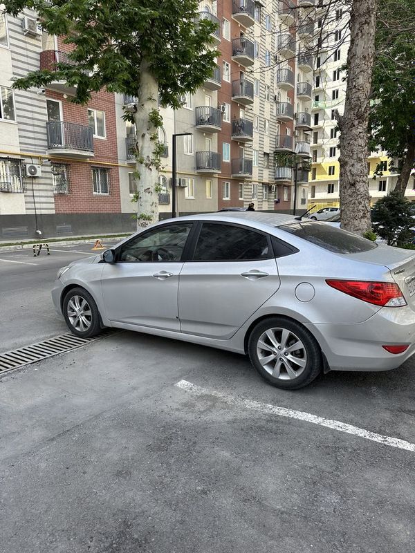 Продаю hyundai Accent