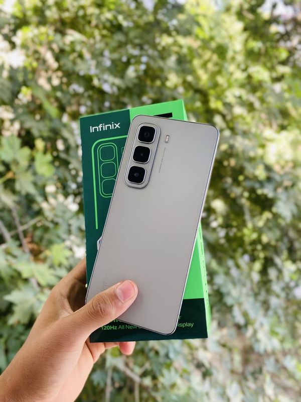 Infinix Hot 50i karobkalik