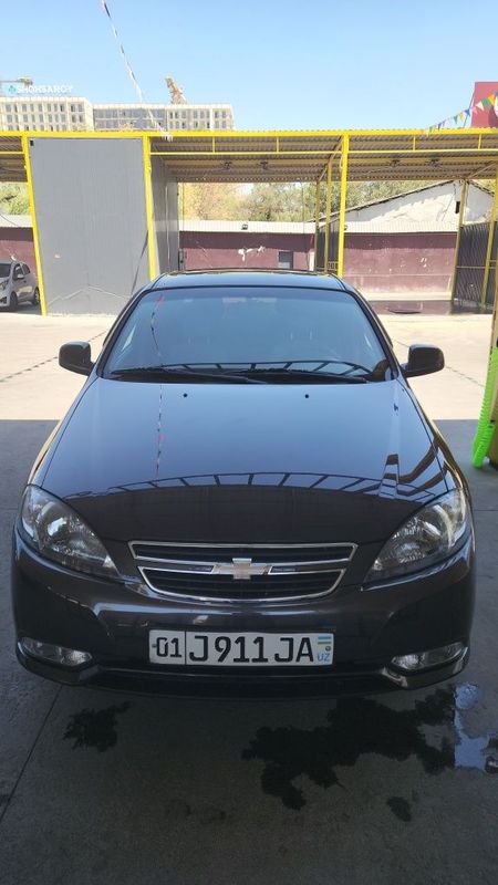 Срочно продаю LACETTI Срочно продаю LACETTI
