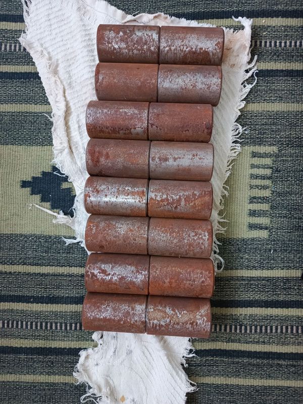 Продаются шарниры для ворот новый Продаются шарниры для ворот новый