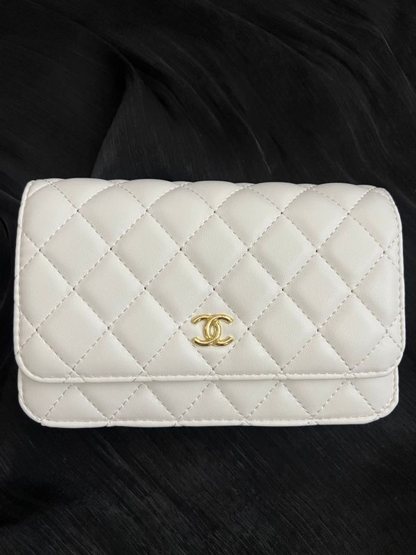 Сумка-клатч Chanel с коробкой