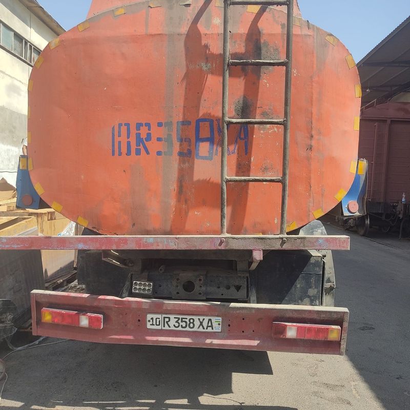 Kamaz sisterna maslavoz Kamaz sisterna maslavoz
