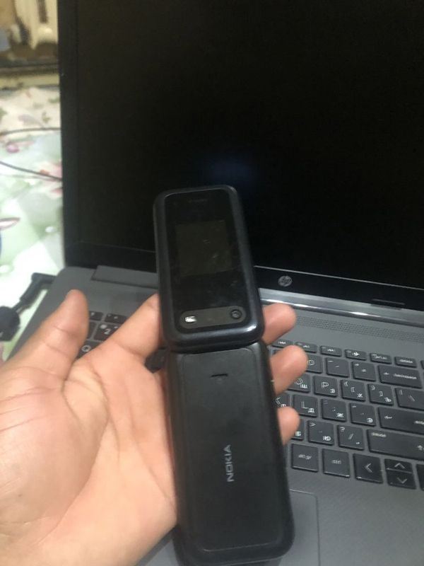 Nokia sotiladi knobichni
