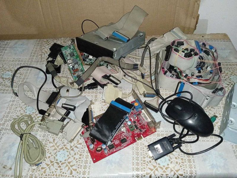 Продам шлейф IDE, переходник LPT, USB, COM порт и прочее Продам шлейф IDE, переходник LPT, USB, COM порт и прочее