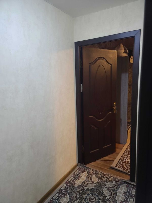 Uy ijaraga qo'yiladi sheriklikka bollar bilan turishga