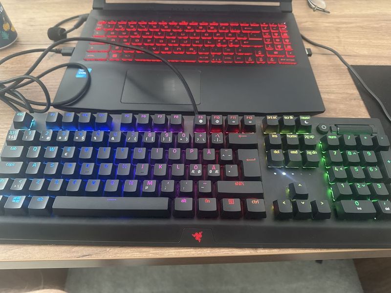 Клавиатура Razer Blackwidow v3