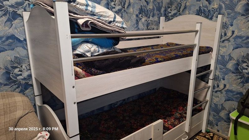 Детский кровать двухярусный Детский кровать двухярусный