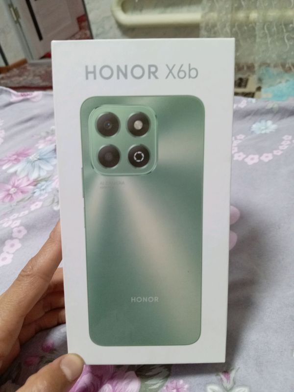 Srochna telefon sotiladi rangi qora karobka d yang Srochna telefon sotiladi rangi qora karobka d yang