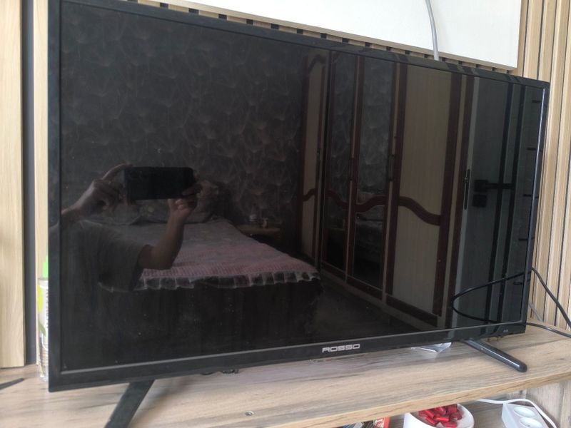 Продаётся телевизор Rosso LED TV 32 (не смарт) Продаётся телевизор Rosso LED TV 32 (не смарт)