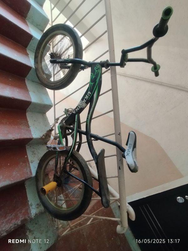Velosiped sotiladi narxini 450ming aybi yo
