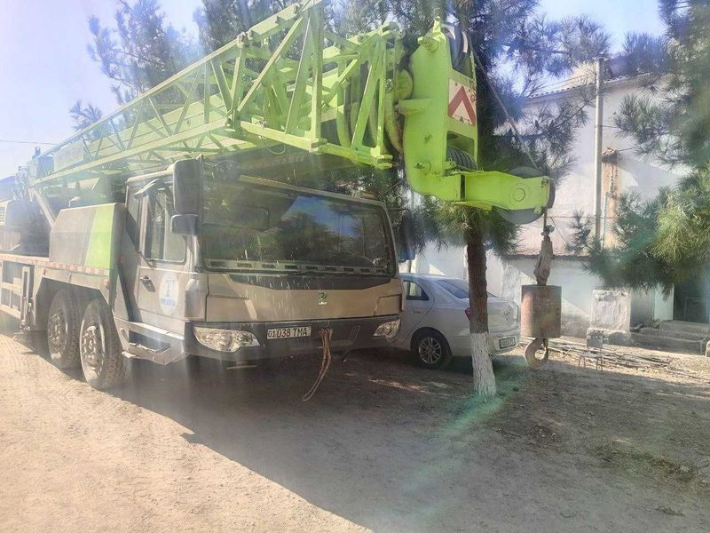 Автокран ZOOMLION 55т
