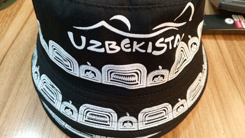 Панама национальная, чёрная с белой вышивкой Панама национальная, чёрная с белой вышивкой