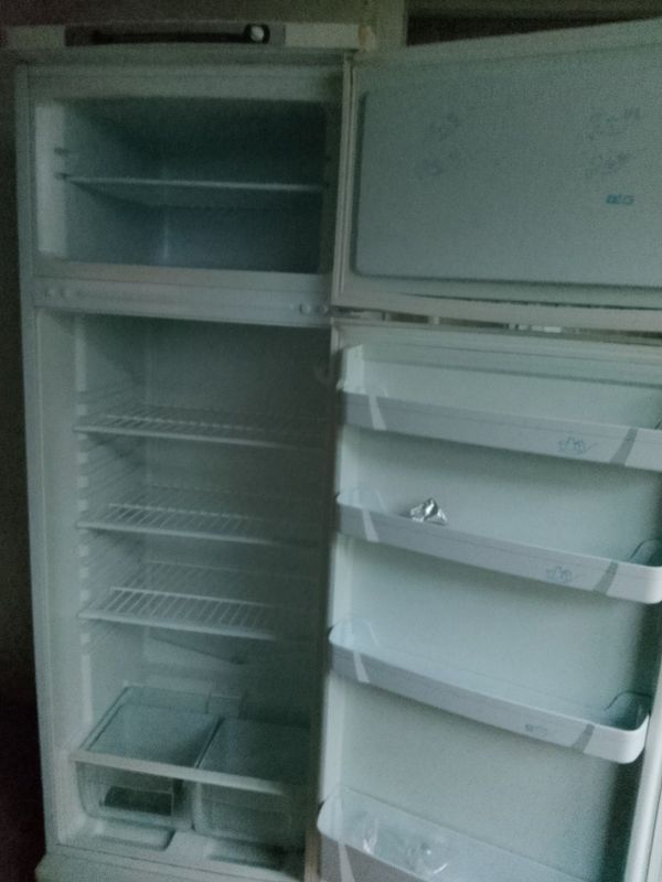 Indesit холодильник Indesit холодильник