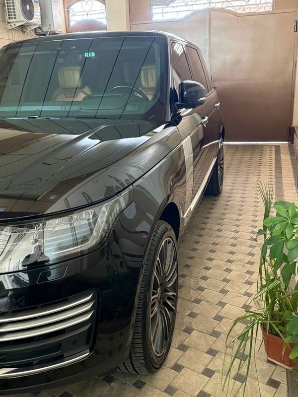 Range rover Autobiography long Range rover Autobiography long