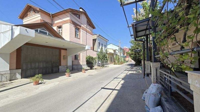 Аренда дома в Яккасарайском районе — Ракат | 4 ком| 345 м² | 2 000$ Аренда дома в Яккасарайском районе — Ракат | 4 ком| 345 м² | 2 000$