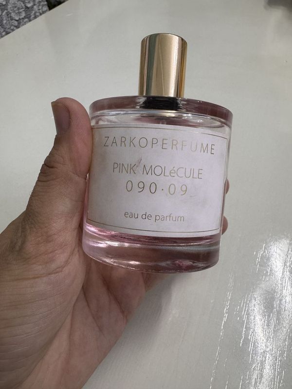 Jenskiy parfum atir ZARKOPERFUME PINK MOLeCULE0” 090-09 Jenskiy parfum atir ZARKOPERFUME PINK MOLeCULE0” 090-09