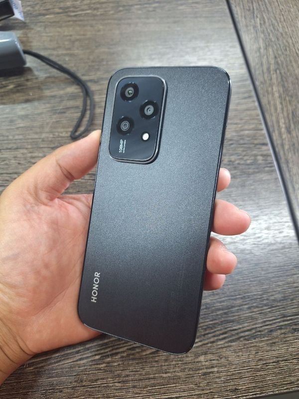HONOR 200 lite 8 ga 256 talik HONOR 200 lite 8 ga 256 talik