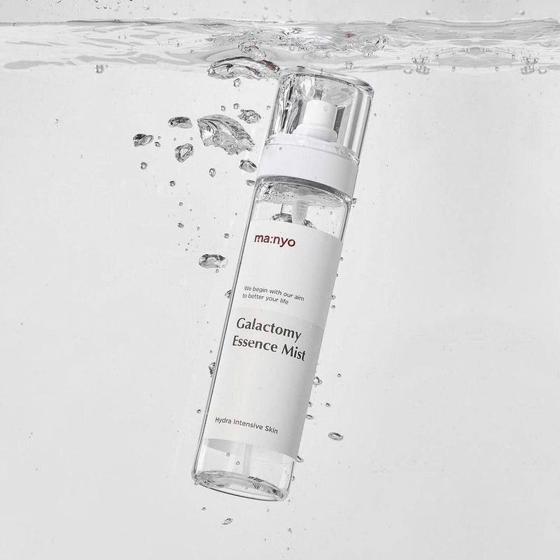 Мист-эссенция Manyo Factory Galactomy Essence Mist (с ферментированным галактомисисом) Мист-эссенция Manyo Factory Galactomy Essence Mist (с ферментированным галактомисисом)