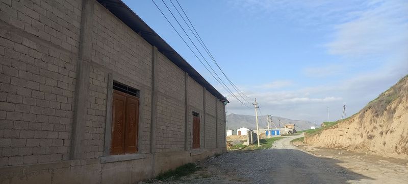 Ishlab chiqarish uchun bino sotiladi