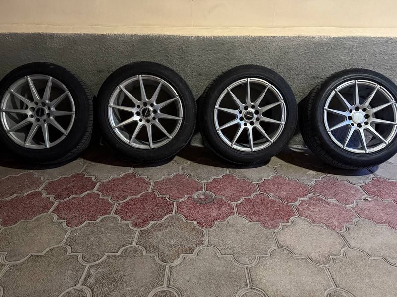 R16 Vossen diska baloni bilan 8ta tewili R16 Vossen diska baloni bilan 8ta tewili