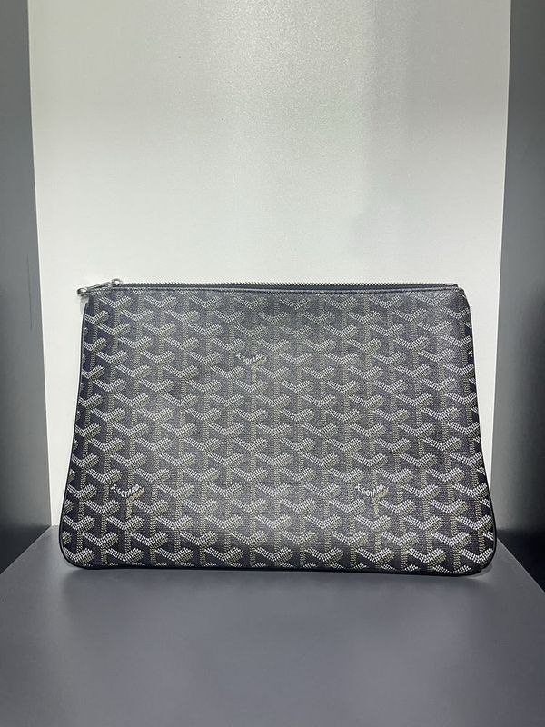 Goyard clutch sumka