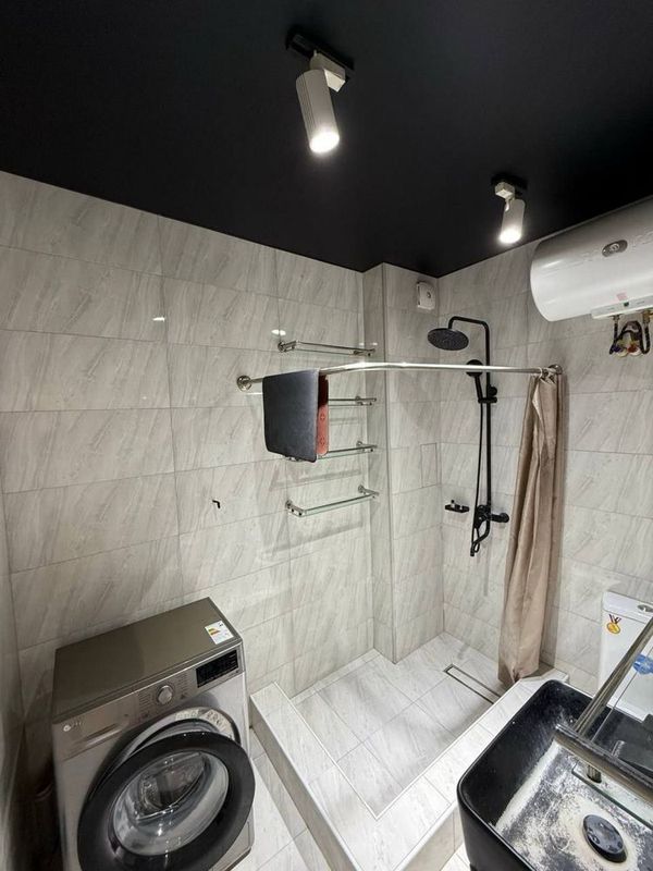 Продажа Юнусабад 15-й квартал 2/1/4 Продажа Юнусабад 15-й квартал 2/1/4