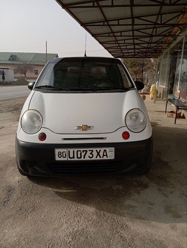 Chevrolet Matiz oq rangda