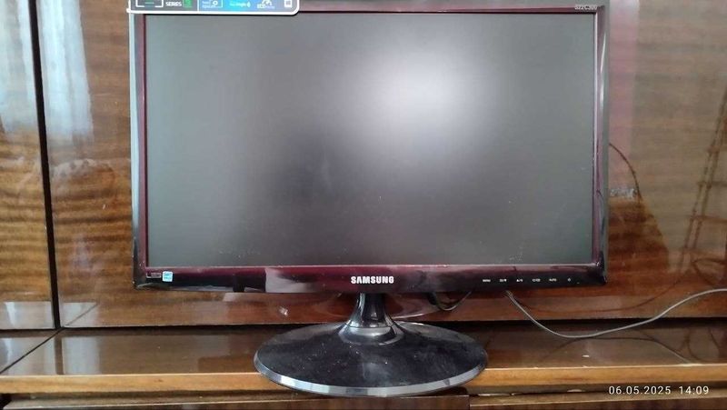 Монитор Samsung 22" Монитор Samsung 22"