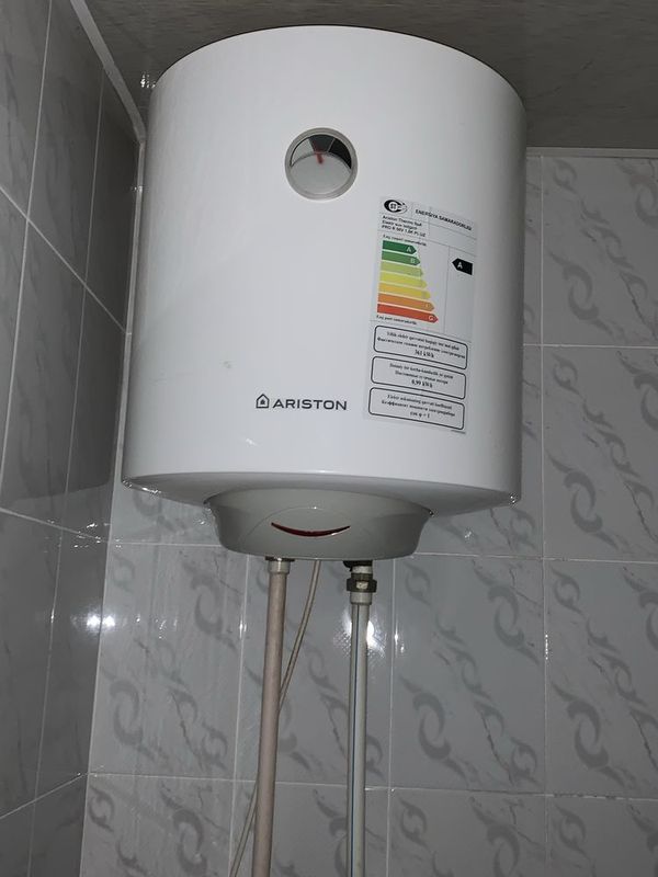 Sotiladi narxini kelishamiz uzilar kelib olib ketasilar Sotiladi narxini kelishamiz uzilar kelib olib ketasilar