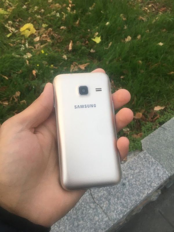 Samsung j1mini idial