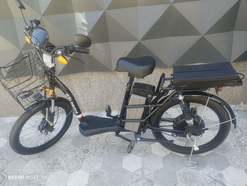 Veloskutr sotiladi. Telda gaplashamiz Veloskutr sotiladi. Telda gaplashamiz