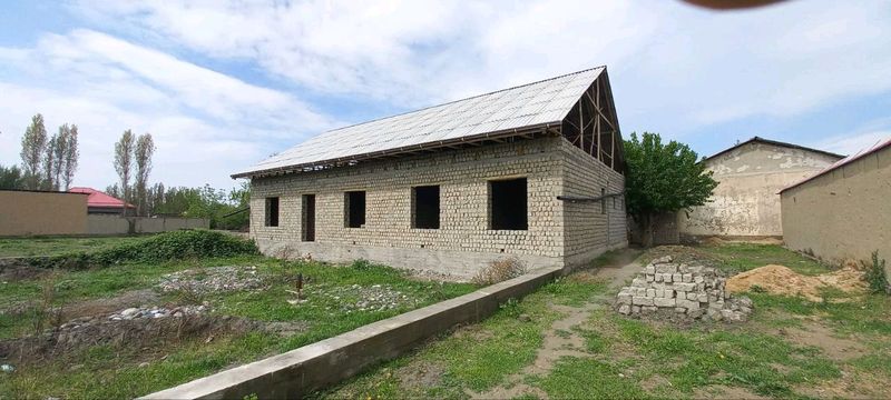 Уй сотилади