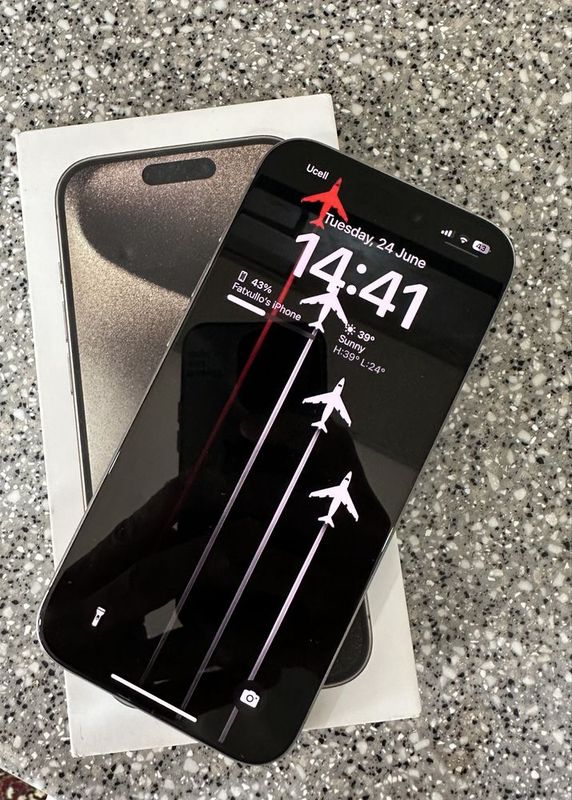 Iphone 15 pro titan Iphone 15 pro titan