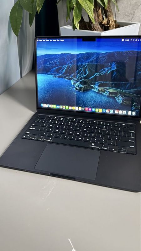 Apple Mackbook m2