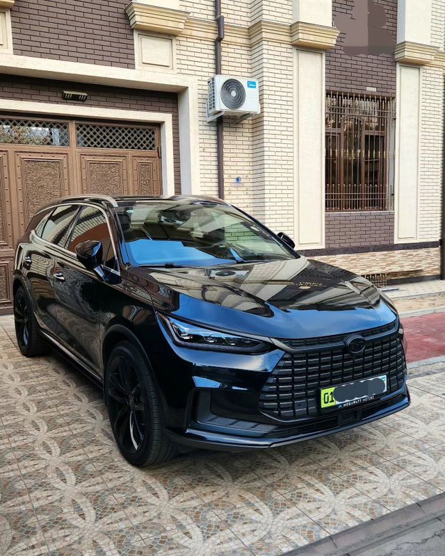 Byd Tang 4,4 сек. 7 мест.