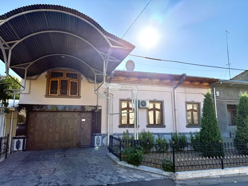 Uchtepa rayon archa kochada 3,6sot xovli sotiladi literaturniyda