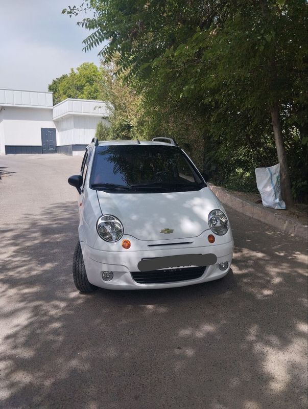 Moshina matiz sotladi Moshina matiz sotladi