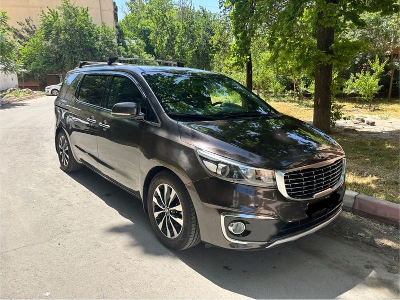 Kia Sedona (carnival) Kia Sedona (carnival)