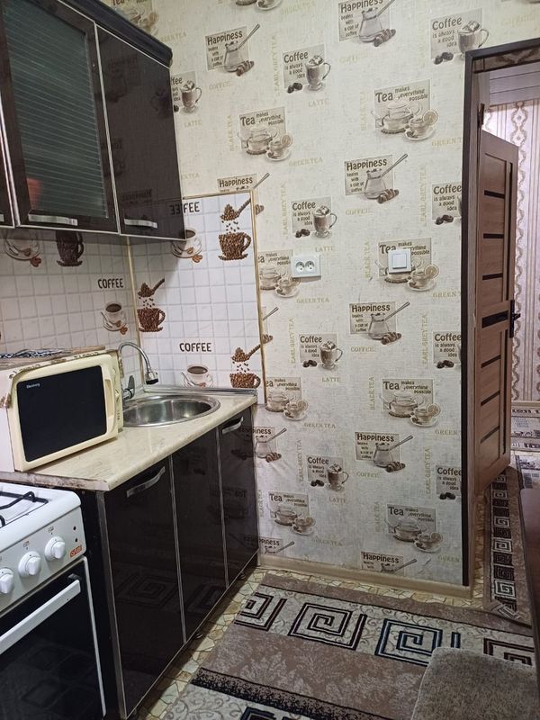 1 хонали 2 этаж хамкор банг ижорага берилади 250$ 1 хонали 2 этаж хамкор банг ижорага берилади 250$