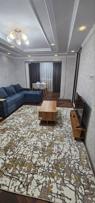 Продам квартиру Буюк ипак йули 2/4/5 балкон 2х6 55м2