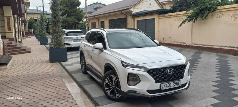 Huyndai Santa FE