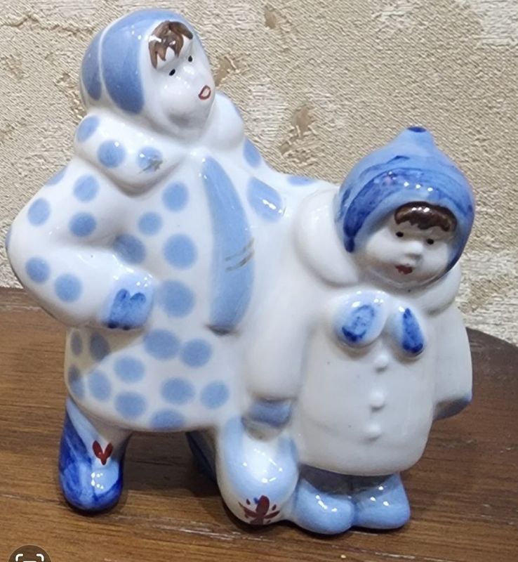 Фарворовые статуэтки Фарворовые статуэтки