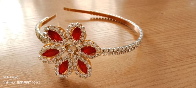 chiroyli diademalar chiroyli diademalar