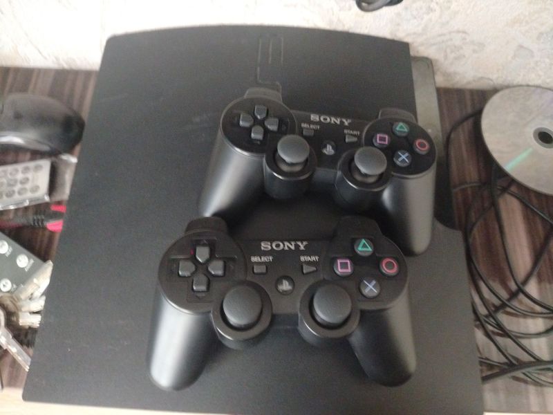 Ps3 slim obmen ps4 ustidan 500 ming som tolimz sostayniy dial 10 oin+ Ps3 slim obmen ps4 ustidan 500 ming som tolimz sostayniy dial 10 oin+