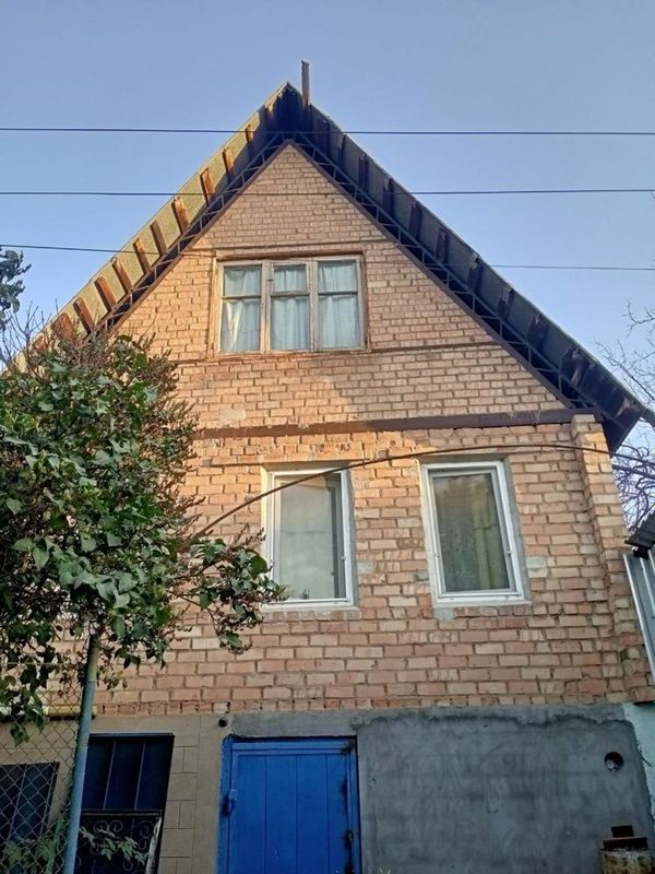 Нурафшан Кундузяк Продаётся в дачном послёлке 7.6 соток Нурафшан Кундузяк Продаётся в дачном послёлке 7.6 соток